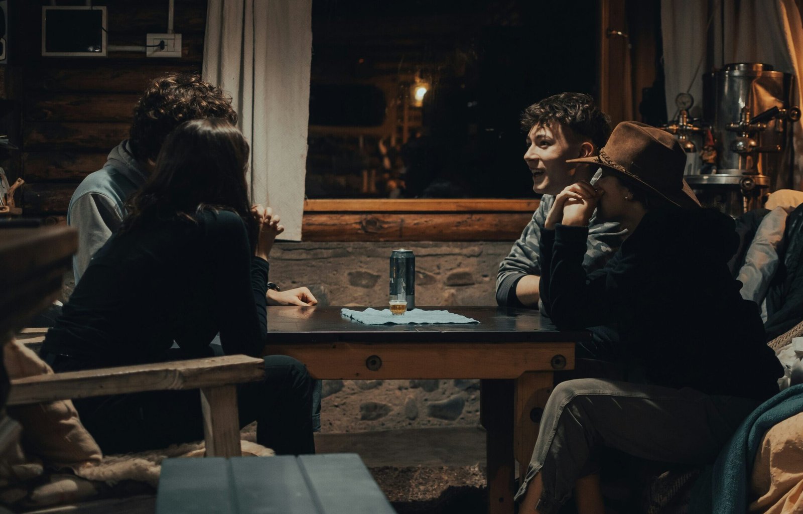 gaspar-zaldo-hA5r1tpREZc-unsplash